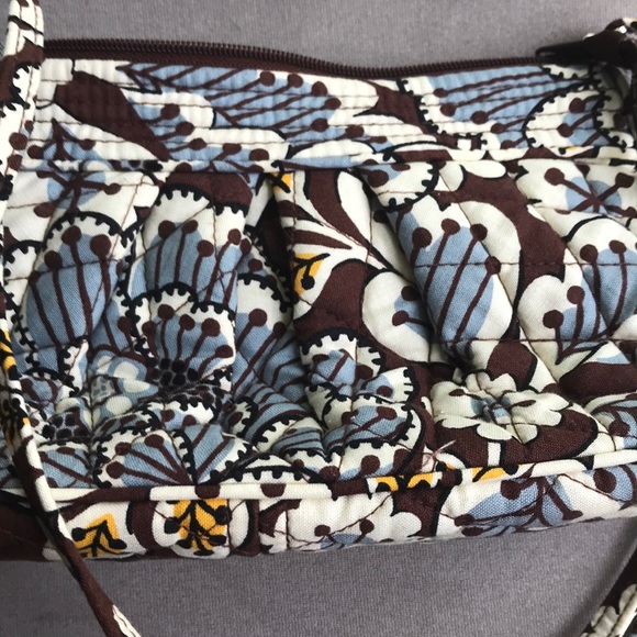 Vera Bradley small purse with adjustable strap - Picture 5 of 5